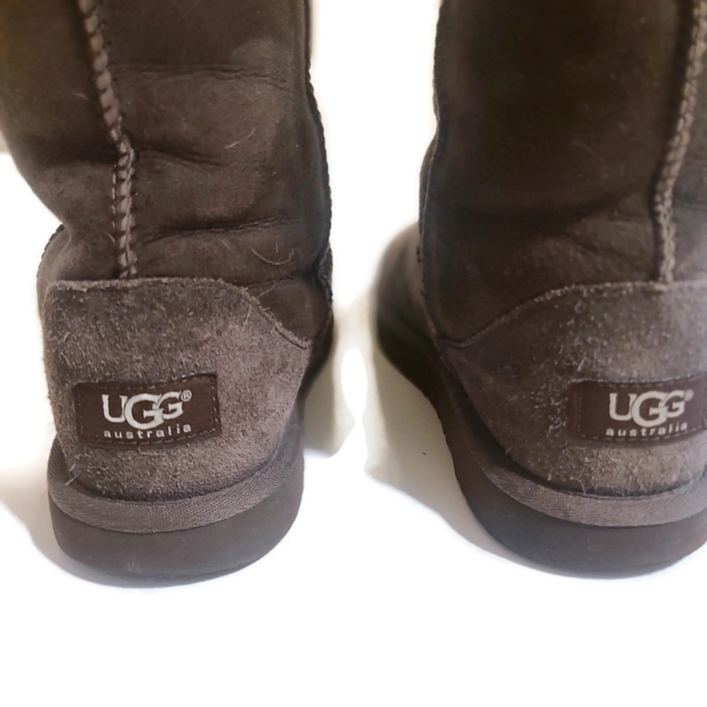 UGG Australia Girls Tall Classic Boot Eva Brown Suede Sheepskin Size 4 US 3UK - Picture 5 of 9